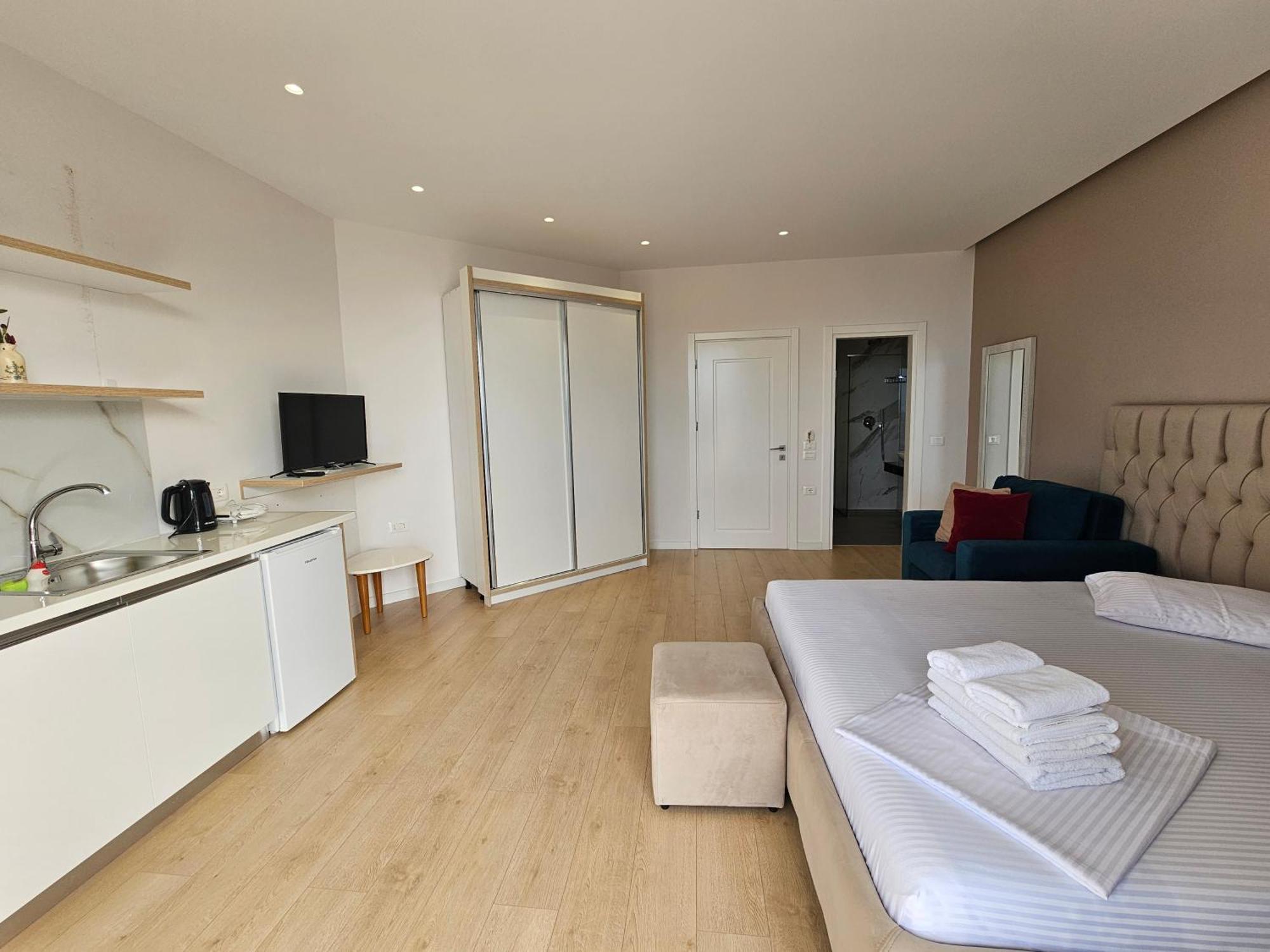 Dani'S Apartments ساراندا المظهر الخارجي الصورة